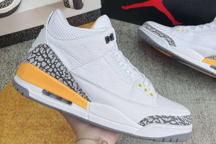 Hình ảnh thực tế mẫu giày Jordan 3 trắng vàng Replica 1:1 tại Ruby Store