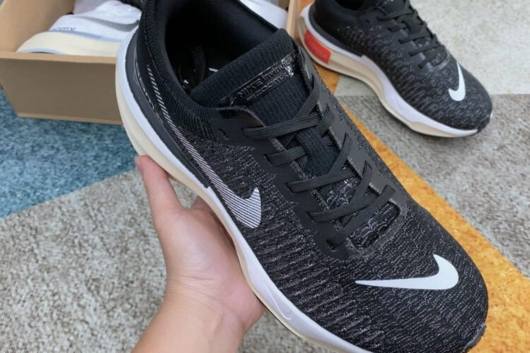 Giày Nike ZoomX Invincible Run Flyknit 3 Black Đen