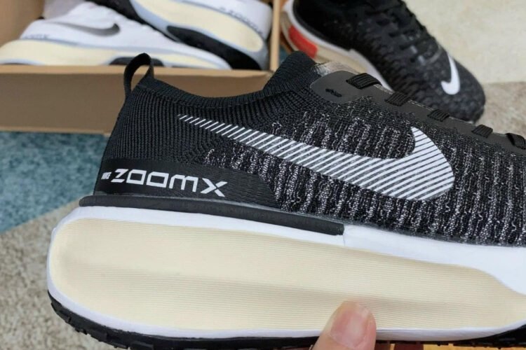 Giày Nike ZoomX Invincible Run Flyknit 3 Black Đen