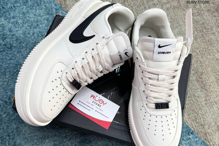 Hình ảnh thực tế giày Nike AF1 Ambush White trắng Rep 1 1 tại Ruby Store