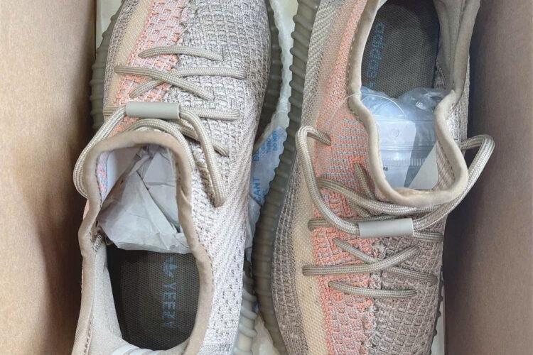 Giày Yeezy 350 V2 Sand Taupe Nâu Cam