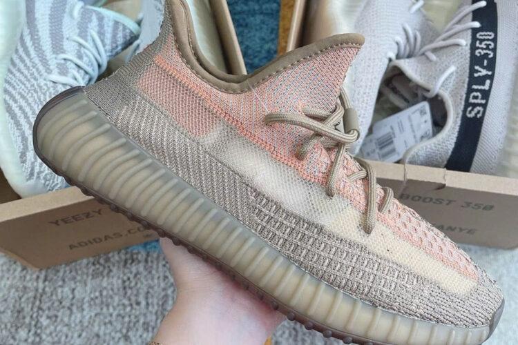 Giày Yeezy 350 V2 Sand Taupe Nâu Cam