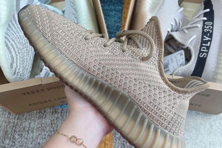 Giày Yeezy 350 V2 Sand Taupe Nâu Cam