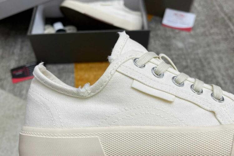 Giày Balenciaga Paris Low Top White Màu Trắng Kem Rep 1 1