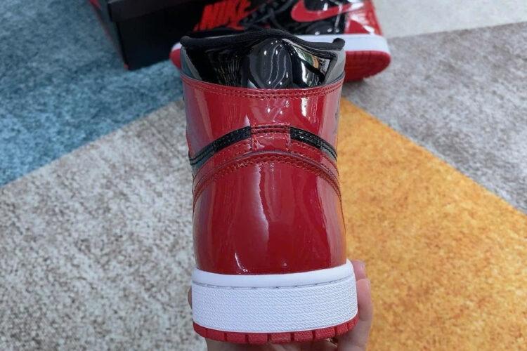 Giày Jordan 1 High Patent Bred đỏ đen bóng