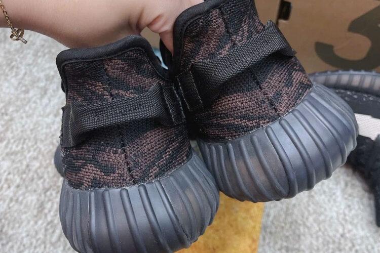 Giày Yeezy 350 V2 MX Rock - GW3774