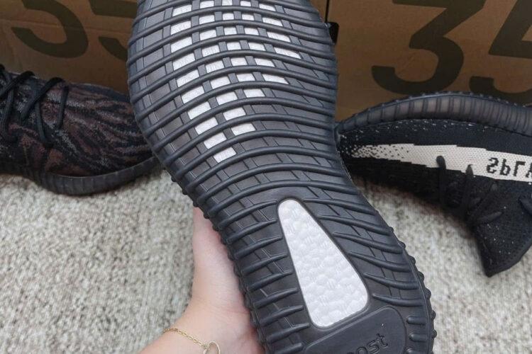 Giày Yeezy 350 V2 MX Rock - GW3774