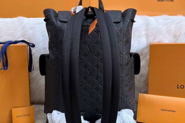 Ba Lô LV Christopher MM Backpack M55699 Black Taurillon Best Quality