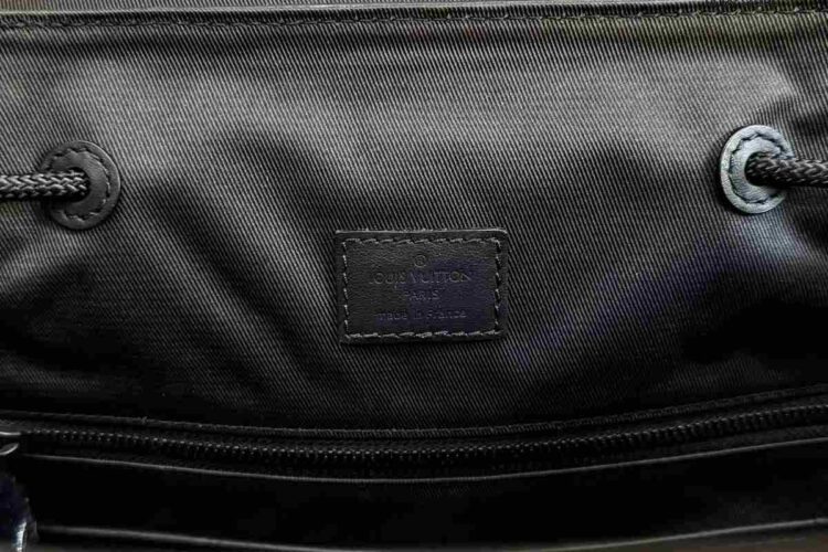 Ba Lô LV Christopher MM Backpack M55699 Black Taurillon Best Quality