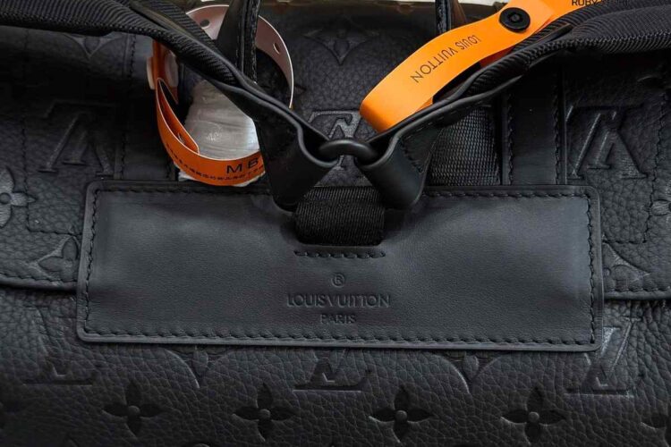 Ba Lô LV Christopher MM Backpack M55699 Black Taurillon Best Quality