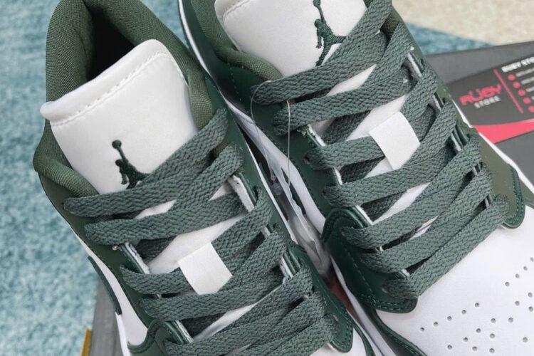 Giày Jordan 1 Low Galactic Jade Xanh Trắng