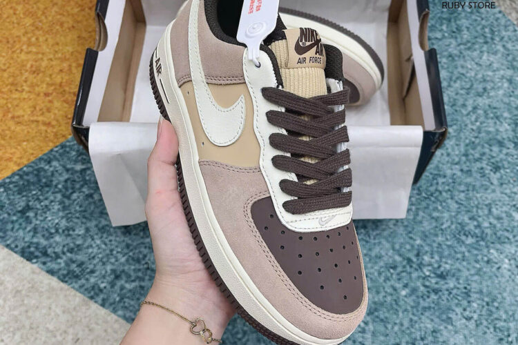 Hình ảnh thực tế giày Nike AF1 Coconut Milk nâu Rep 1 1 tại Ruby Store