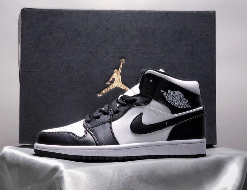phối màu jordan 1 panda đen trắng