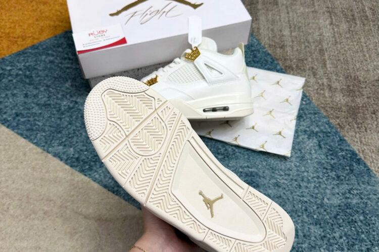 Giày Jordan 4 Retro Metallic Gold Trắng Kem