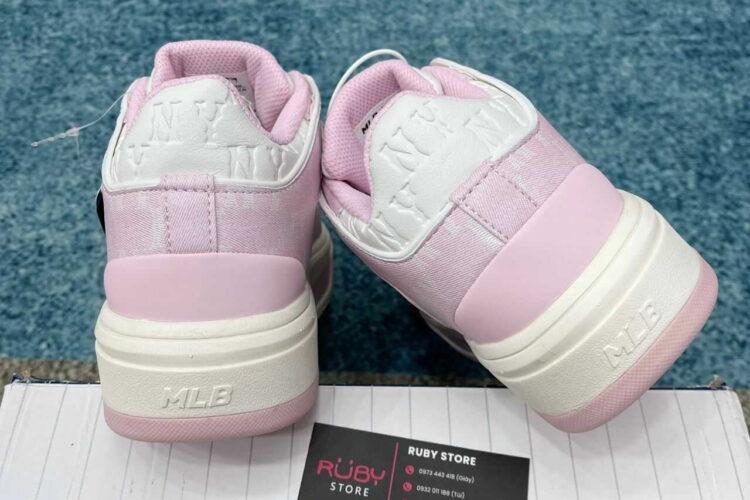 Giày MLB Chunky Liner Mid Monogram NY Pink Hồng Trắng
