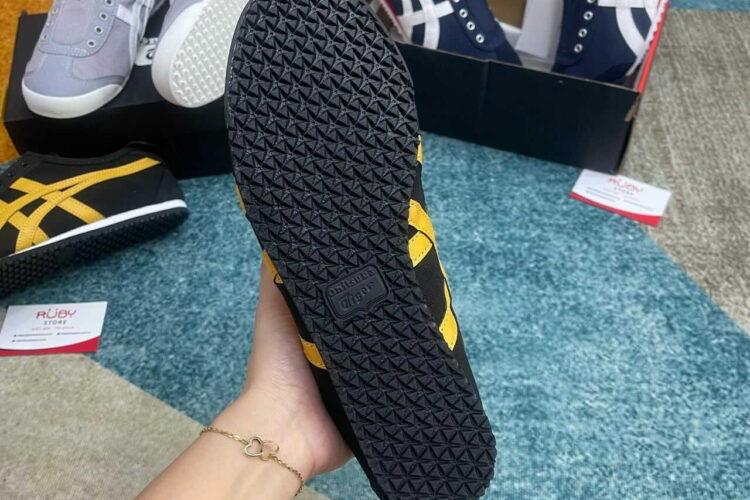 Giày Onitsuka Tiger Mexico 66 Black Tiger Yellow đen sọc vàng