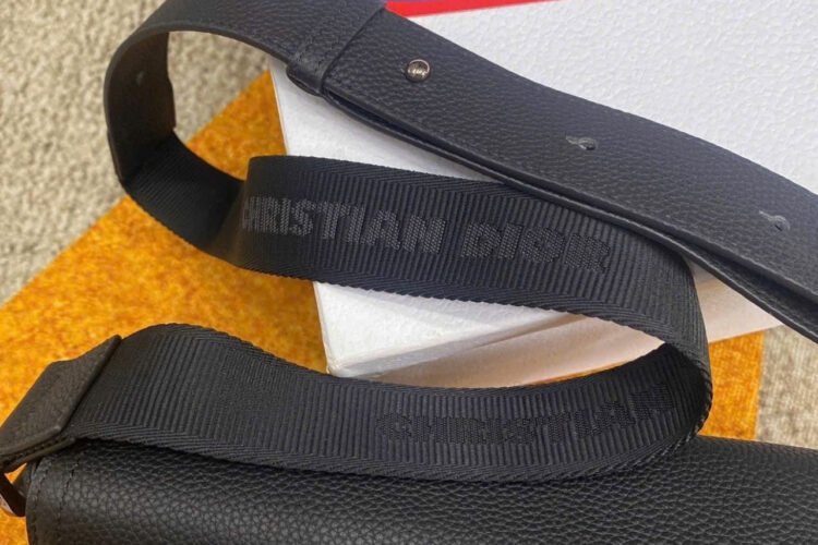 Túi Dior Small Saddle Messenger Bag With Flap Black Oblique đen