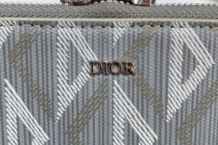 Túi Dior Zipped Pouch With Strap Gray Diamond Canvas Xám