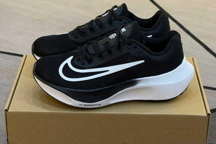 Giày Nike Zoom Fly 5 Black White đen trắng Rep 1 1