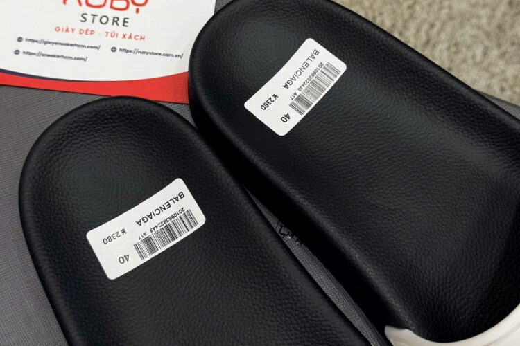 Dép Balenciaga BB Pool Slides Sandal Black White Trắng đen