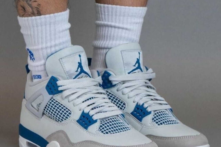 Giày Air Jordan 4 Military Blue 2012 Trắng Xanh Dương Rep 1 1