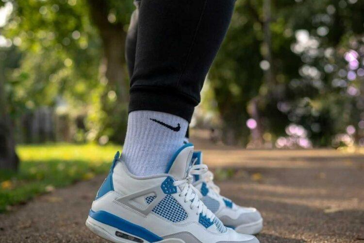 Giày Air Jordan 4 Military Blue 2012 Trắng Xanh Dương Rep 1 1