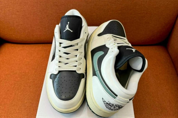 Giày Jordan 1 Low Jade Smoke Trắng Đen Rep 1 1