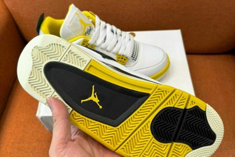 Giày Air Jordan 4 Retro Vivid Sulfur Màu Trắng Vàng Rep 1 1