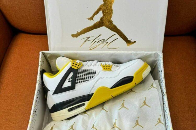 Giày Air Jordan 4 Retro Vivid Sulfur Màu Trắng Vàng Rep 1 1