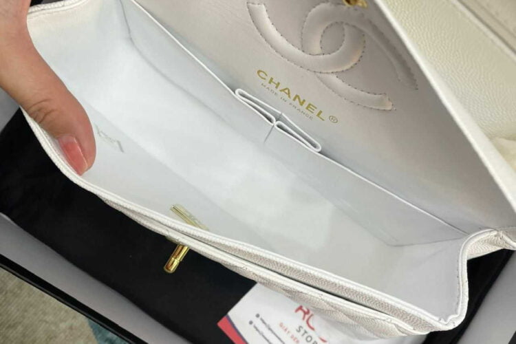 Túi Chanel Classic Small White Caviar GHW Trắng Khóa Vàng