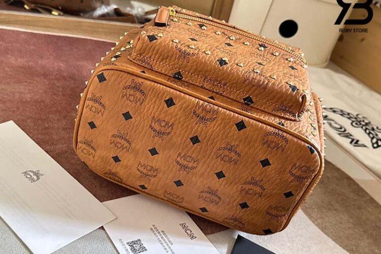 Ba Lô MCM Small Stark Backpack In Studded Outline Visetos Cognac 33CM Best Quality