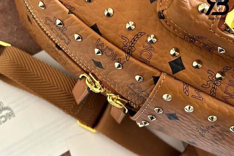 Ba Lô MCM Small Stark Backpack In Studded Outline Visetos Cognac 33CM Best Quality