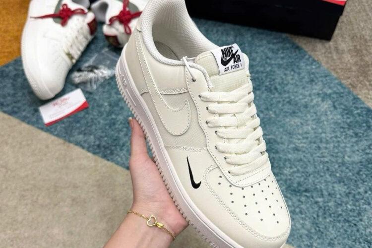 Giày Air Force 1 Low Sail Ripstop Màu Trắng Kem