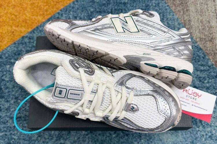 Giày New Balance 1906R Silver Metallic Màu Bạc Xanh