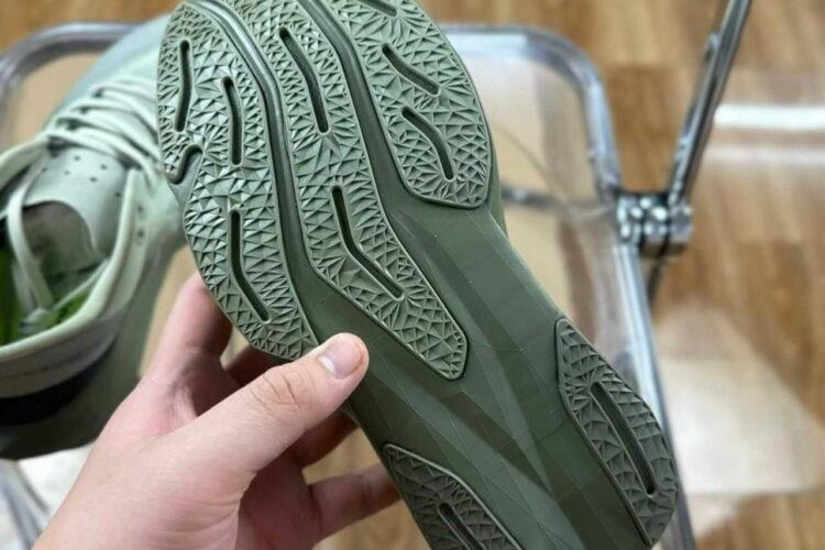Giày New Balance Fuelcell Rebel V4 Dark Olivine Xanh Rêu