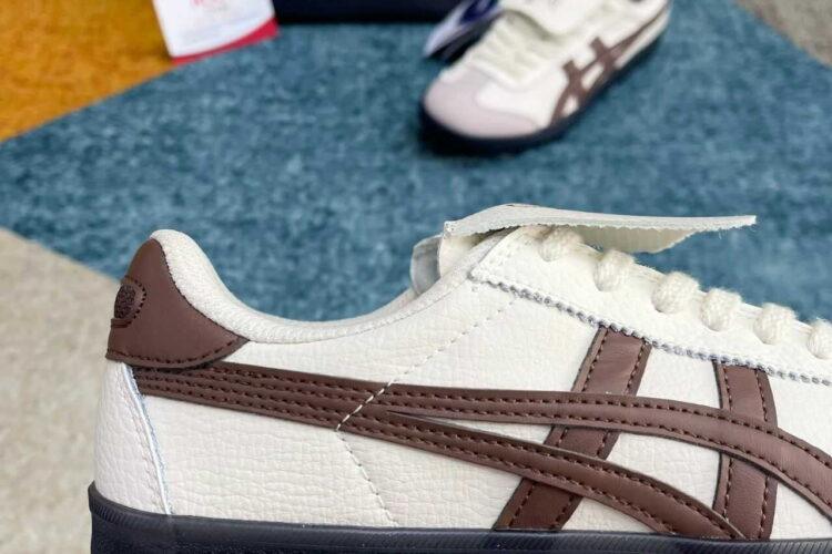 Giày Onitsuka Tiger Tokuten Brown Stoy With Me Kem Nâu