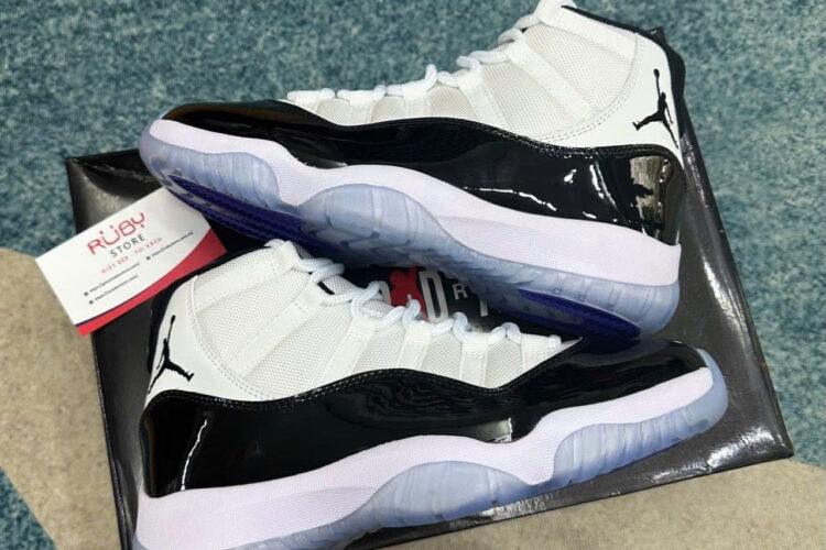 Giày Air Jordan 11 Retro Concord Trắng Đen