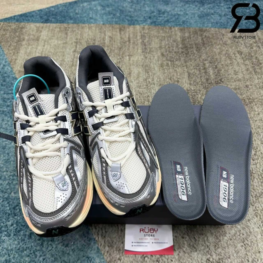 Giày New Balance 1906A Sea Salt Metallic Silver Bạc đen