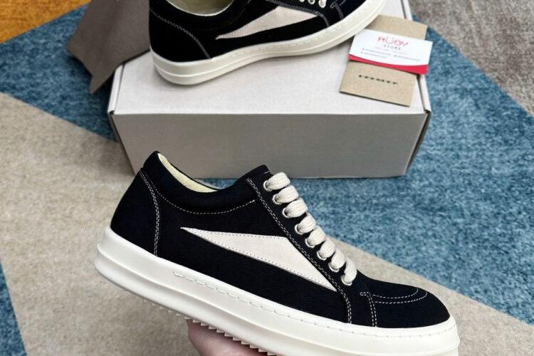 Giày Rick Owens Low Top Sneaker in Black and Milk Suede đen