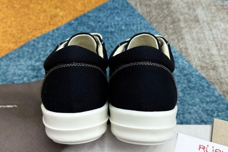 Giày Rick Owens Low Top Sneaker in Black and Milk Suede đen