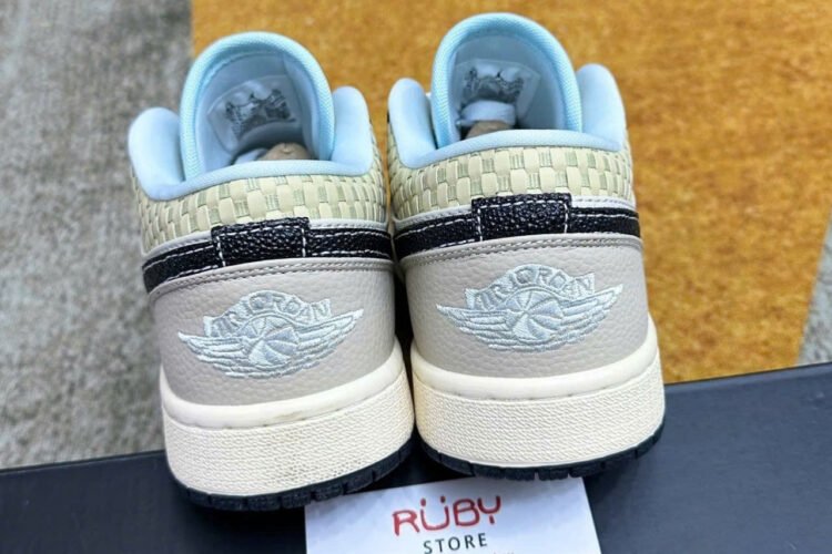 Giày Air Jordan 1 Low SE Coconut Milk Black Màu Be đen