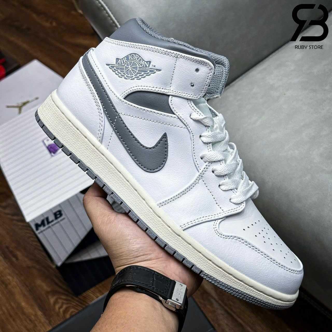 Giày Air Jordan 1 Mid Neutral Grey Trắng Xám Rep 1 1