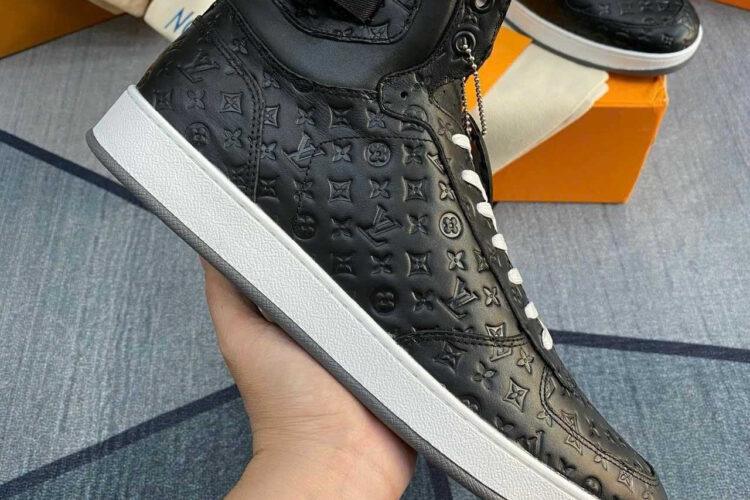 Giày LV Rivoli High Top Sneaker Black Monogram Calfskin Đen