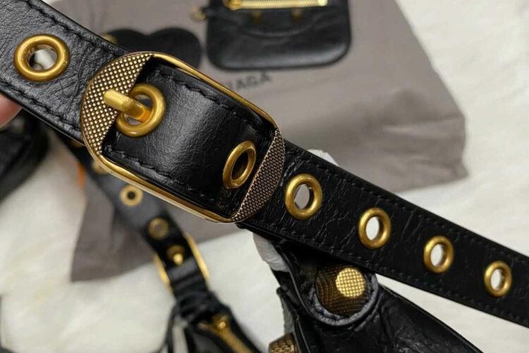 Túi Balenciaga Le Cagole XS Shoulder Bag Black GHW Đen