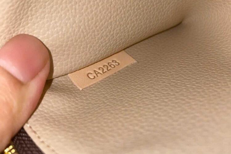Túi LV Dopp Kit Toilet Pouch M44494 Monogram Canvas Nâu