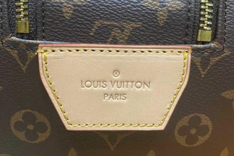 Túi LV Dopp Kit Toilet Pouch M44494 Monogram Canvas Nâu