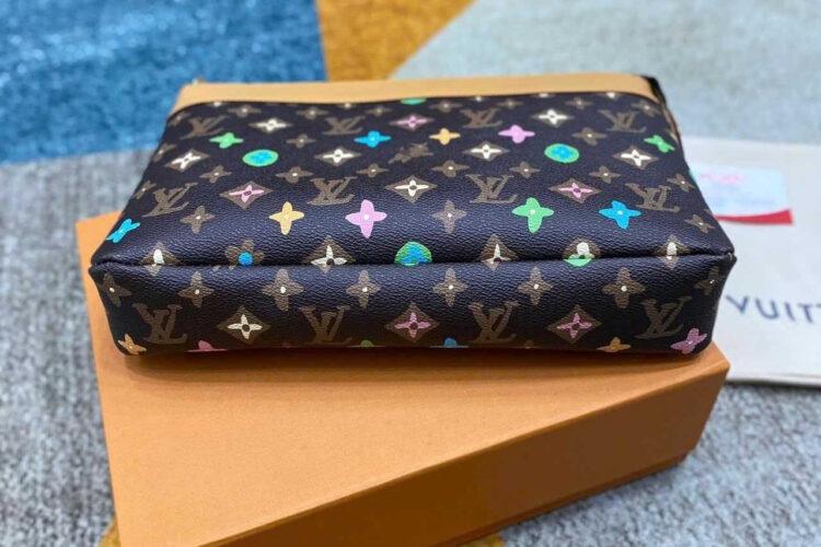 Túi LV Tyler Pochette Voyage Souple M83568 Chocolate Monogram Craggy Nâu