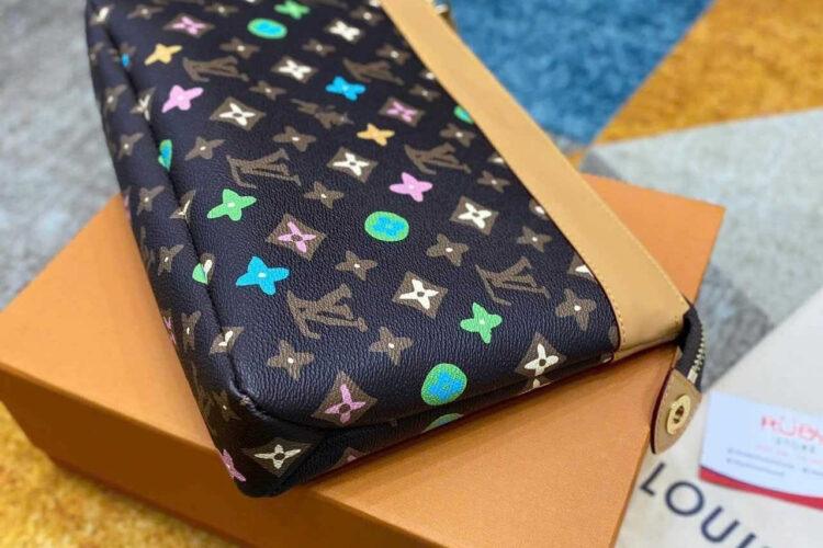 Túi LV Tyler Pochette Voyage Souple M83568 Chocolate Monogram Craggy Nâu
