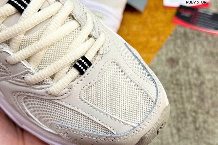 Hình ảnh thực tế đôi giày New Balance 530 màu be Rep 1 1 siêu cấp