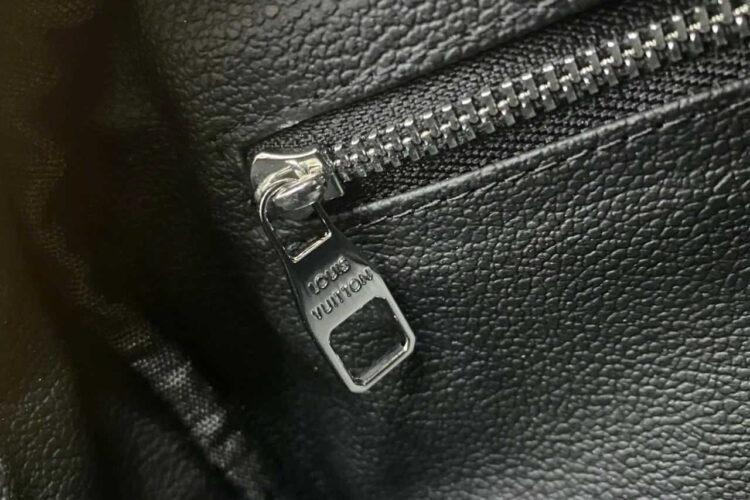 túi LV Dopp Kit Toilet Pouch N40127 Damier Graphite Canvas xám